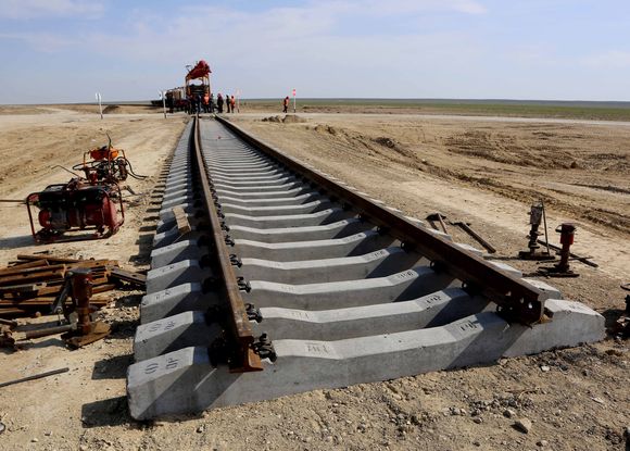 سرمایه گذاری ۵۰۰ میلیون دلاری قزاقستان برای اتصال ریلی به هرات