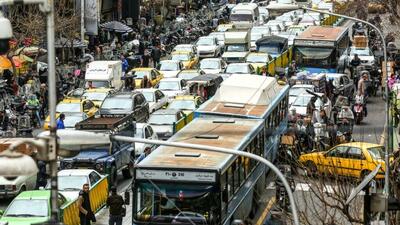 تهران در بن بست ترافیکی ؛راه چاره توسعه مترو شهرستان های اطراف است