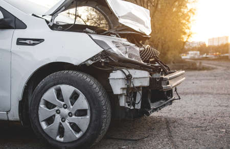 تصادف رانندگی در جاده نی ریز استهبان ۲ فوتی و ۷ مصدوم برجا گذاشت