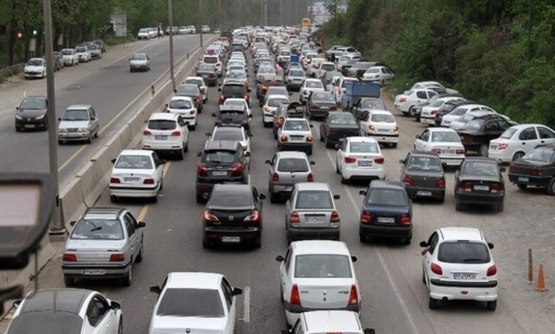 ترافیک سنگین در ورودی های پایتخت؛ آزادراه قزوین–کرج–تهران پرترافیک ترین جاده امروز