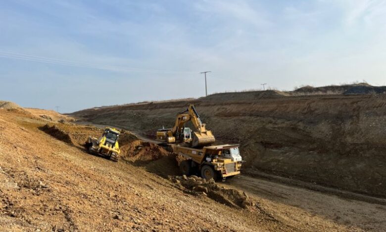 پیشرفت ۵۰ درصدی پروژه بهسازی محور اهر – مشگین شهر