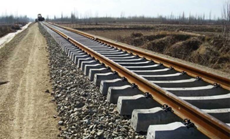 احیای زیرساخت های راه آهن ایلام با اجرای دو قطعه عمرانی
