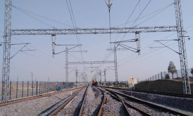 بازسازی و اورهال ۳۴۰ متر از شبکه بالاسری ایستگاه وردآورد در خط پنج متروی تهران