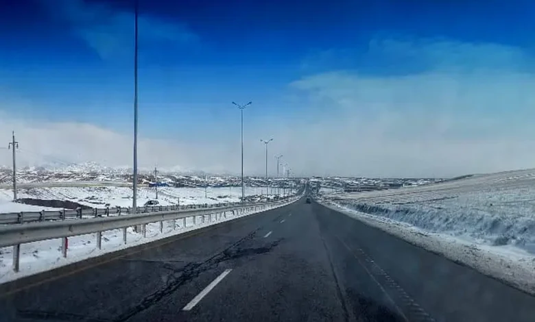 استفاده از روشنایی خورشیدی در پارکینگ های آزادراهی قزوین کرج و قزوین رشت