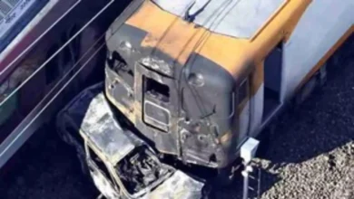 برخورد قطار با خودرو در گذرگاه راه آهن در کیوتوی ژاپن