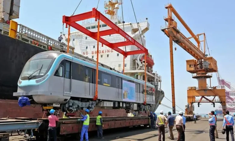 ورود اولین رام قطار چینی وارداتی به تهران تا ماه بهمن