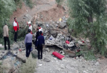 سقوط مرگبار مینی‌بوس در محور کاشمر-کوهسرخ؛ ۶ کشته و ۲۲ مصدوم