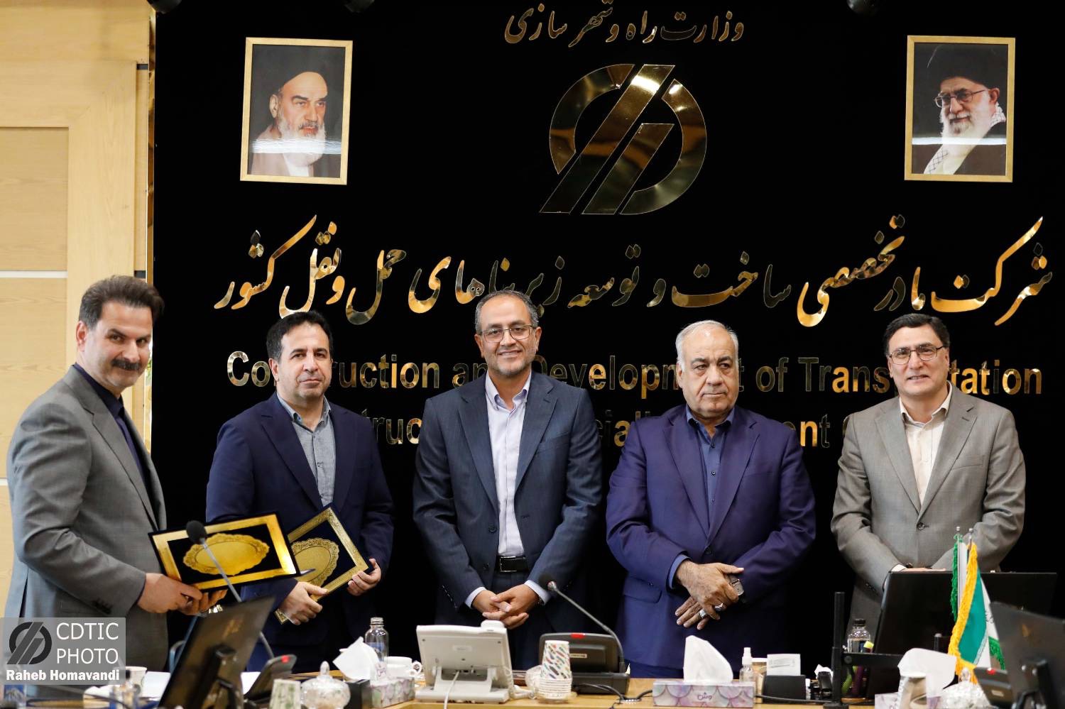 مراسم تجلیل از دست‌ اندرکاران احداث راه‌ آهن میانه- اردبیل