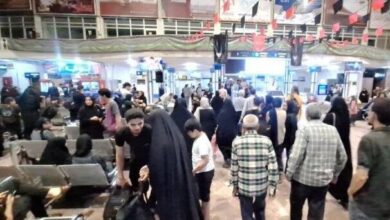 بدرقه زائران اربعین حسینی در ایستگاه راهآهن یزد