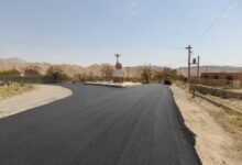 اجرای عملیات روکش آسفالت گرم در ۲۰ کیلومتر از راه‌های روستایی گرمسار و آرادان