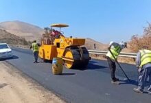 آغاز عملیات روکش آسفالت محور بناب به گیلوان در طارم