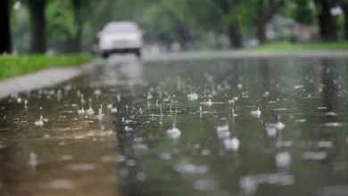 ترافیک سنگین در محورهای مواصلاتی تهران و بارش باران در ۴ استان
