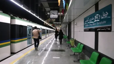 مطالبه مسافران برای بازگشت قطارهای سریع‌السیر در خط ۵ مترو تهران
