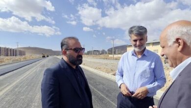 عملیات آسفالت لاین دوم بلوار شهید کریم بیاتی شهرکرد کلید خورد